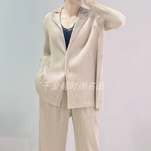 Womens Blazers Coats Miyak Pleated Fashion Solid Long Sleeve Button Spring/Autumn High Street Large Size Jackets Tide
